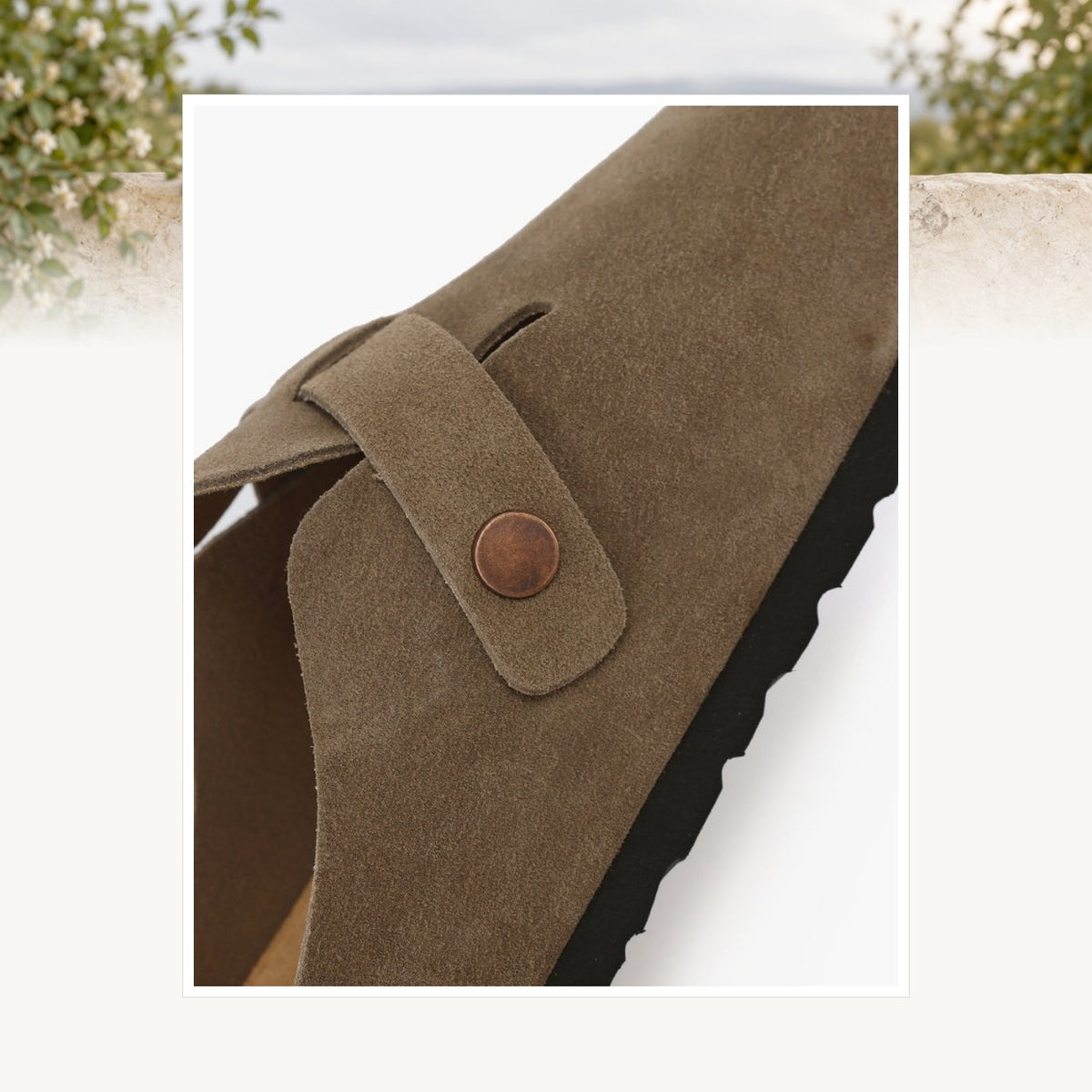 Eoghan Suede Clogs