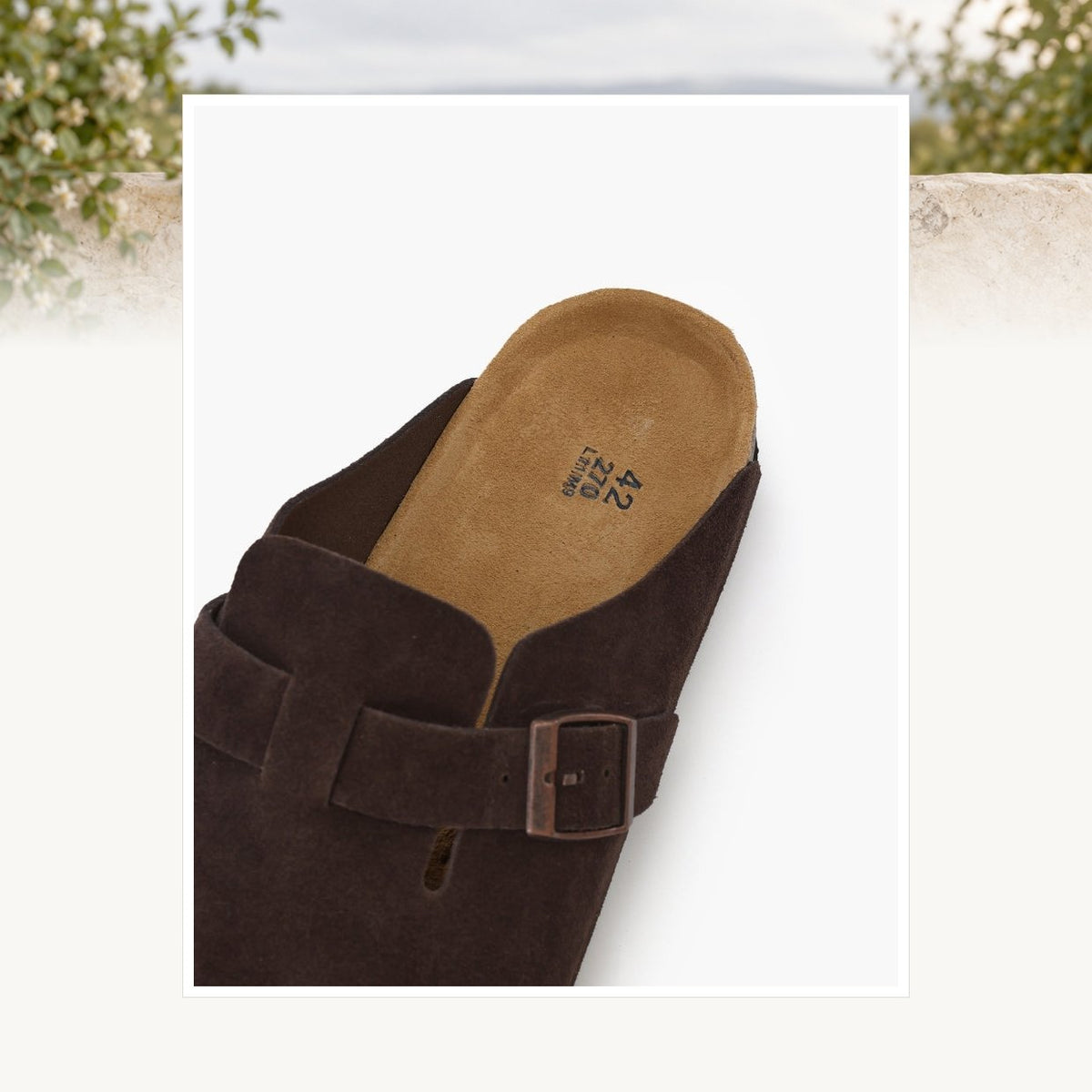 Eoghan Suede Clogs