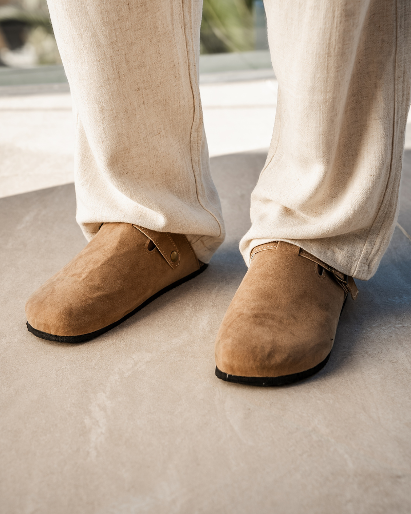 Eoghan Suede Clogs