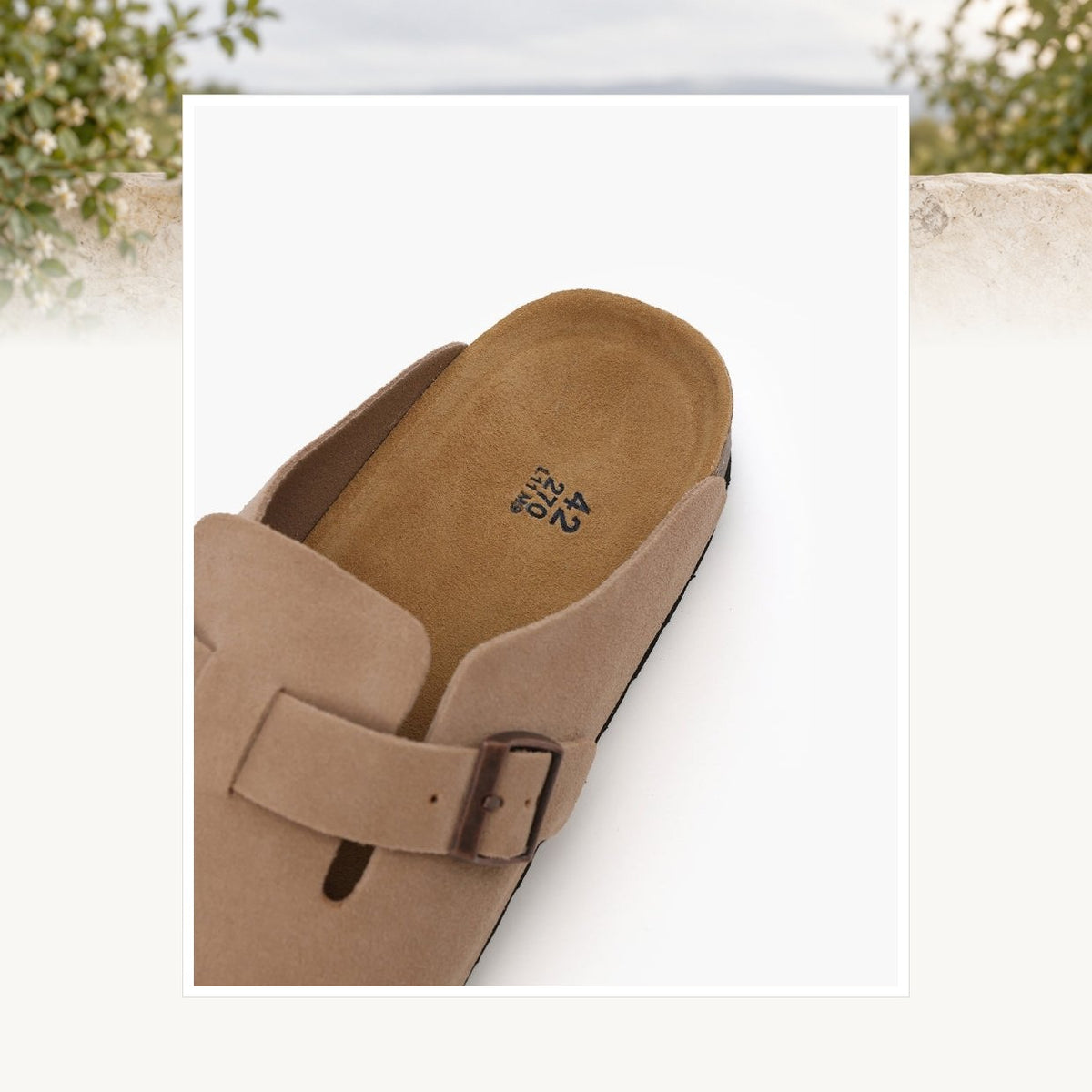 Eoghan Suede Clogs