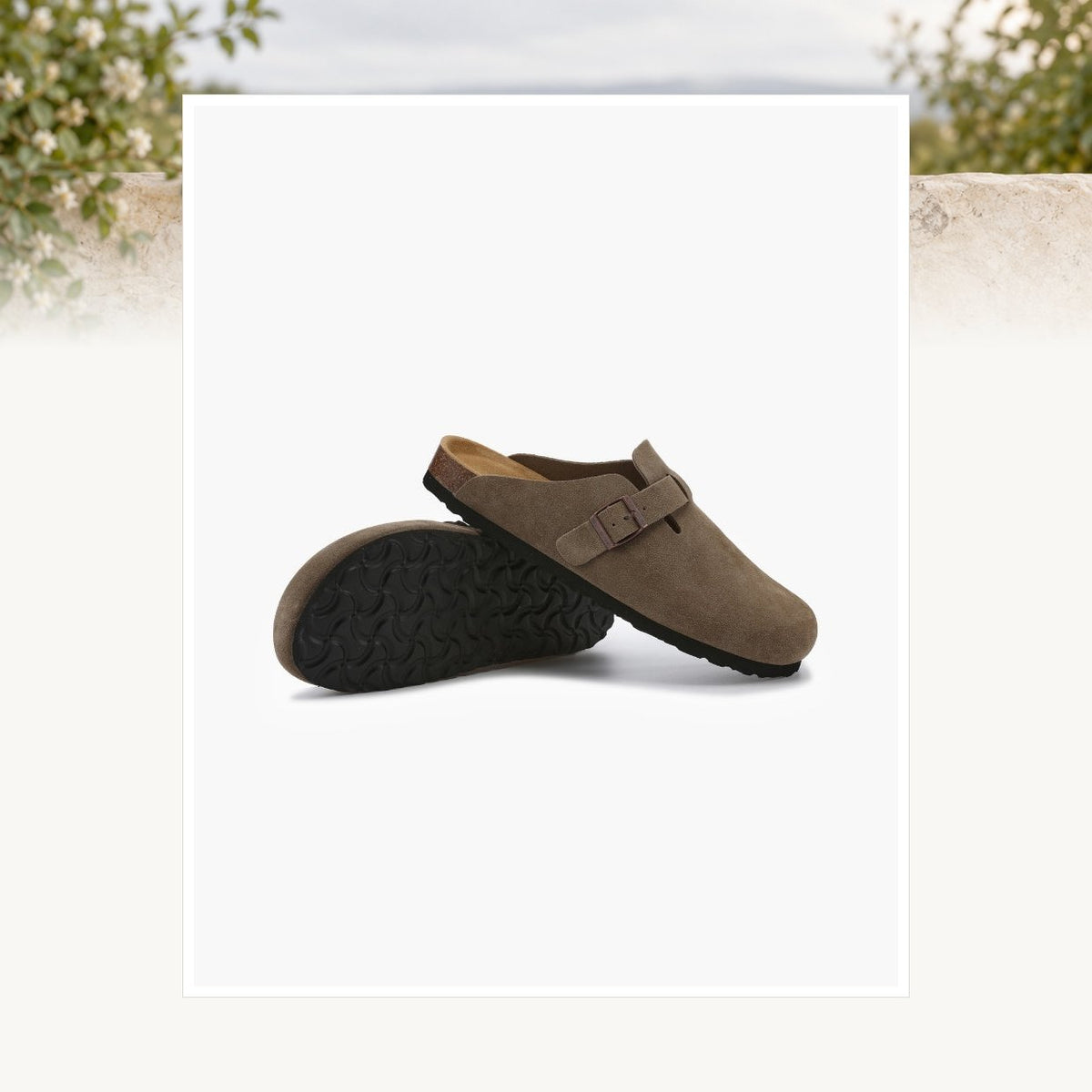 Eoghan Suede Clogs