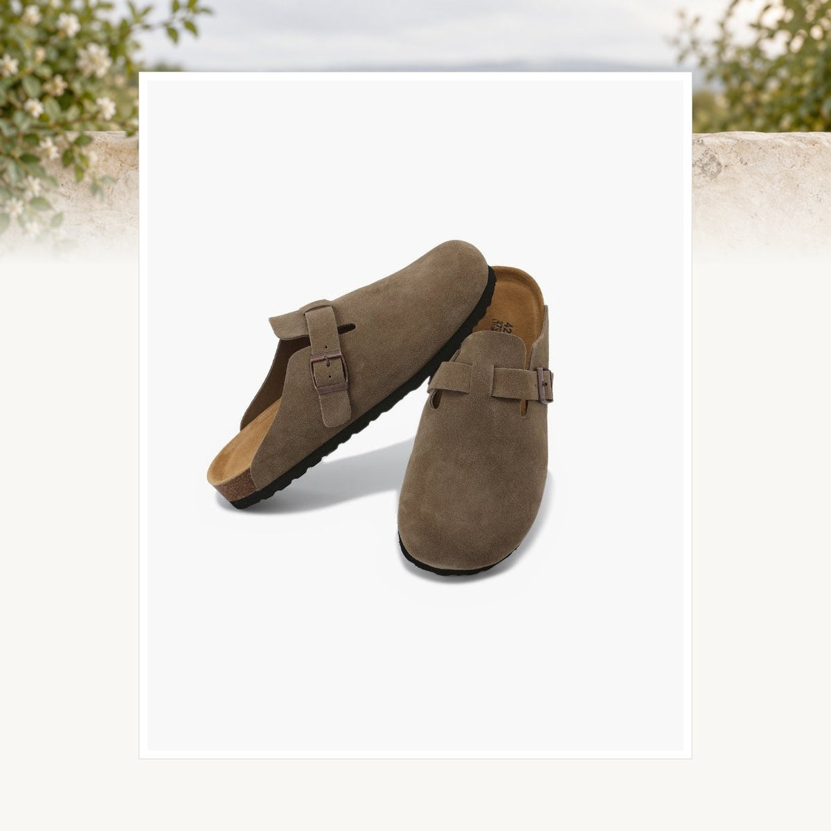 Eoghan Suede Clogs