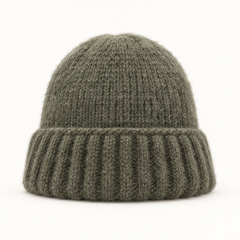 Áine Classic Knit Beanie – Army Green – studio front