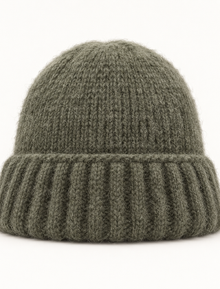 Áine Classic Knit Beanie – Army Green – studio front