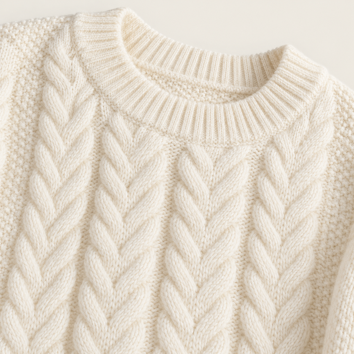 Fiona Relaxed Heritage Knit – White – studio close-up