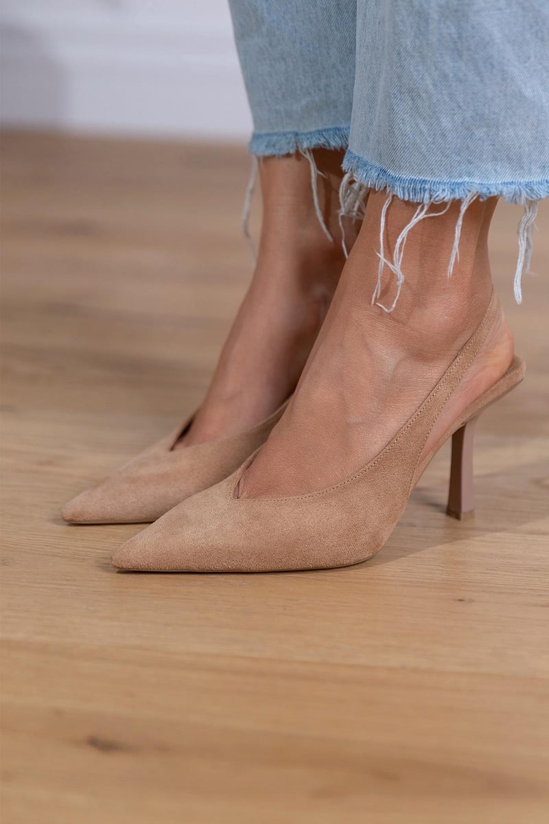 June Low-Heel Court Shoes